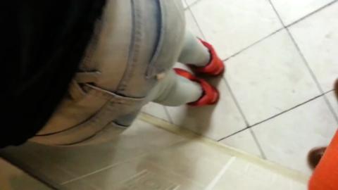 37581