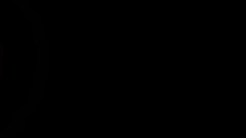 21913